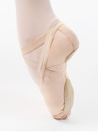 Профессиональные балетные мягкие туфли средней закрытости с анатомической формой стопы пудровые
