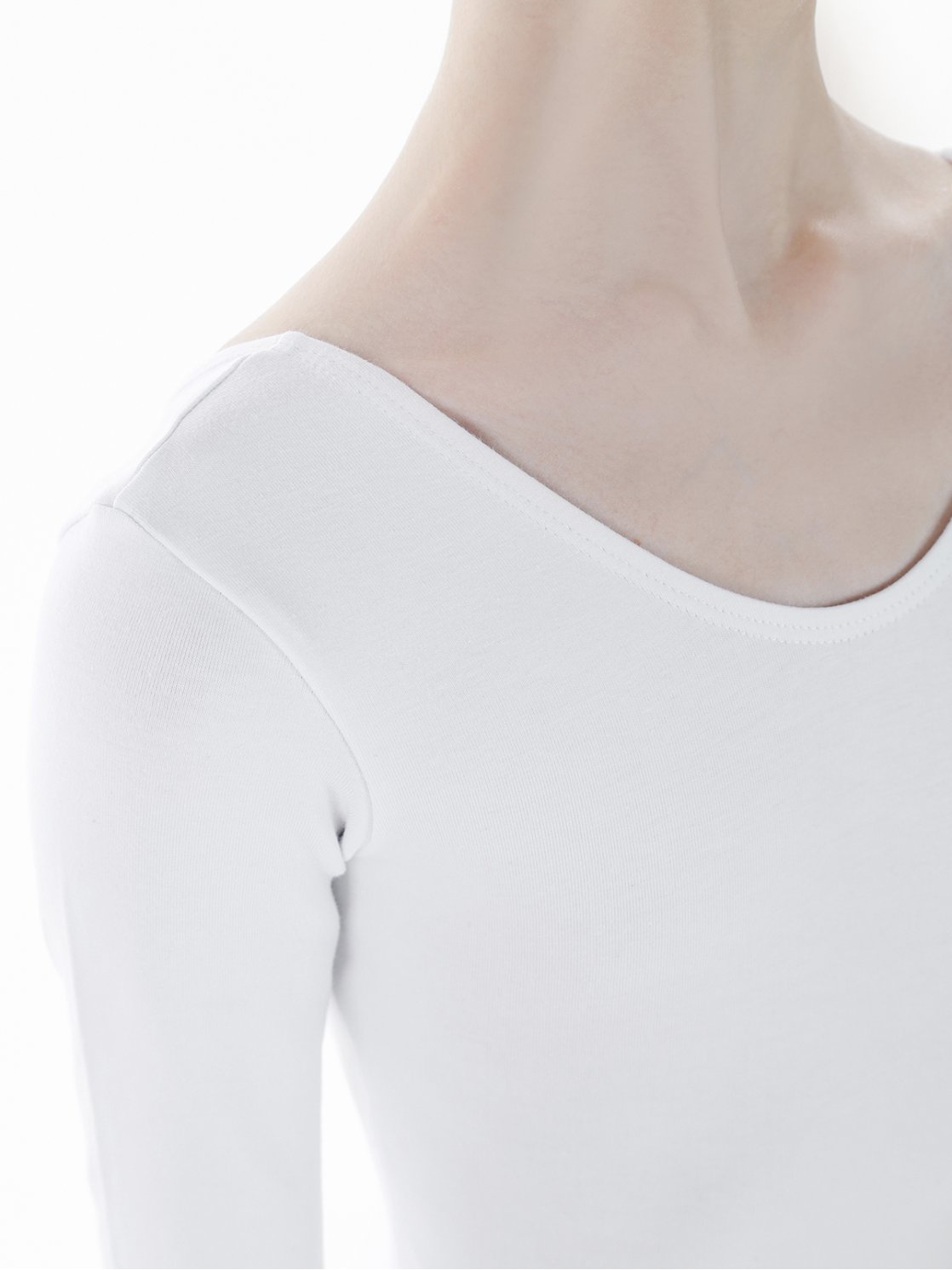 Купальник из хлопка белый с рукавом 3/4