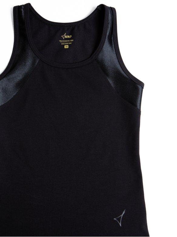 Майка с закрытыми лопатками «Total Black» из хлопка