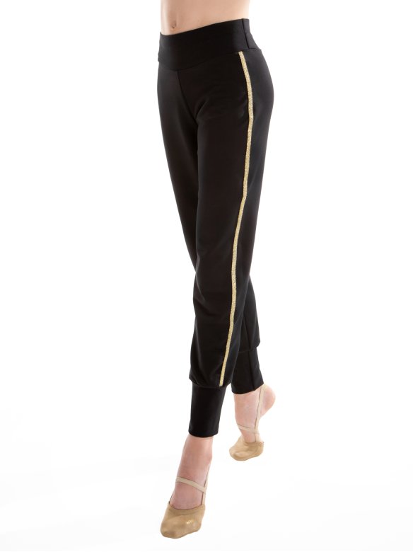 Гимнастические брюки «Триумф» черные из футера