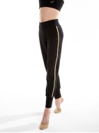 Гимнастические брюки «Триумф» черные из футера